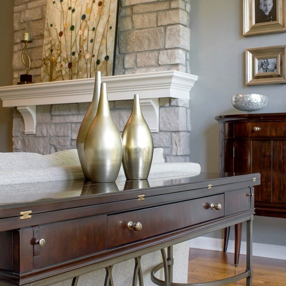 HALLBROOK LIVING ROOM REMODEL